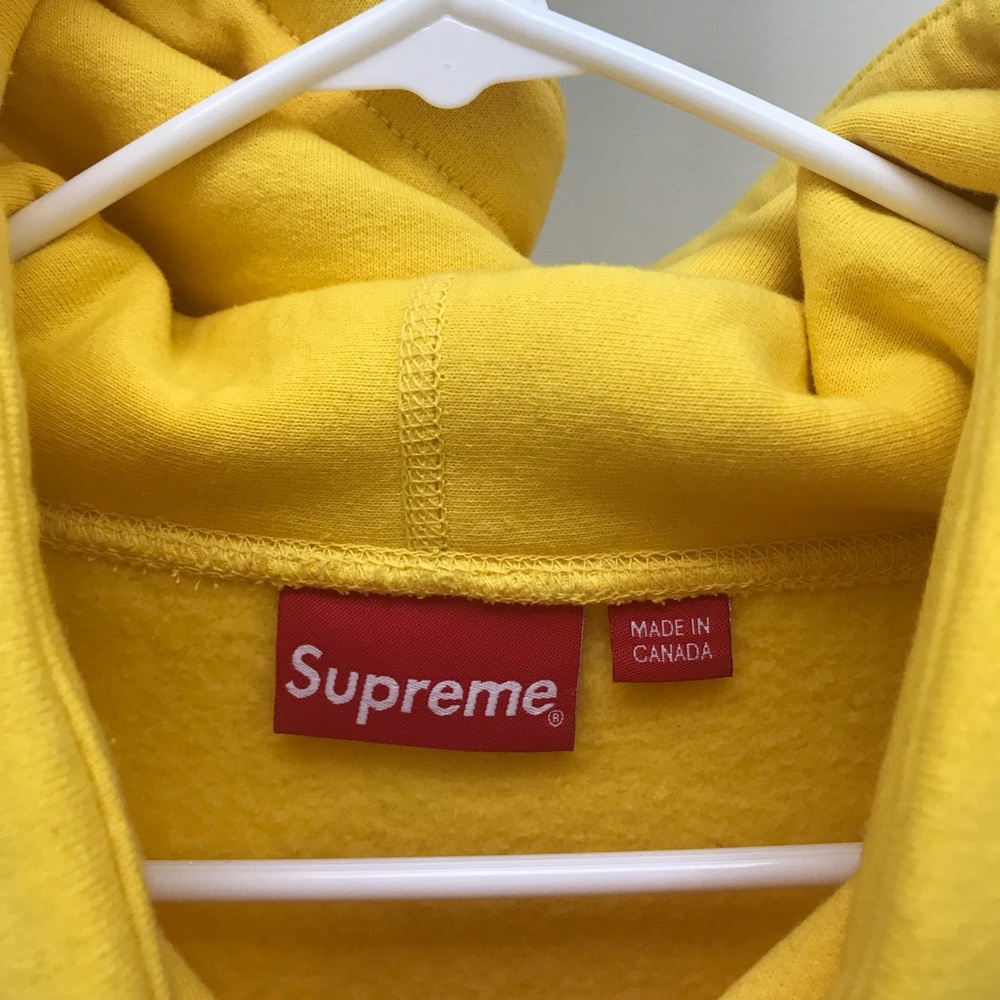 SUPREME yellow apple hoodie - Picture 2 of 5